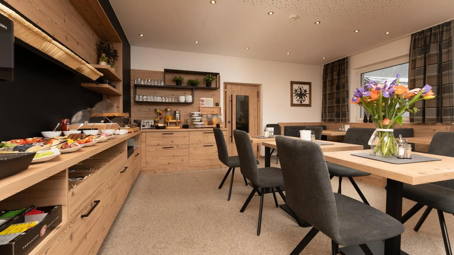 Pension Sonnenheim Sölden Bed & Breakfast