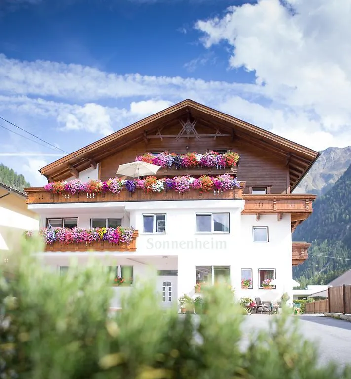 Pension Sonnenheim Sölden Bed & Breakfast