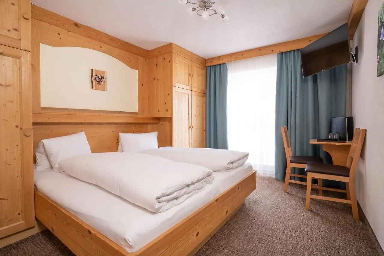 Pension Sonnenheim Soelden Bed & Breakfast Solden
