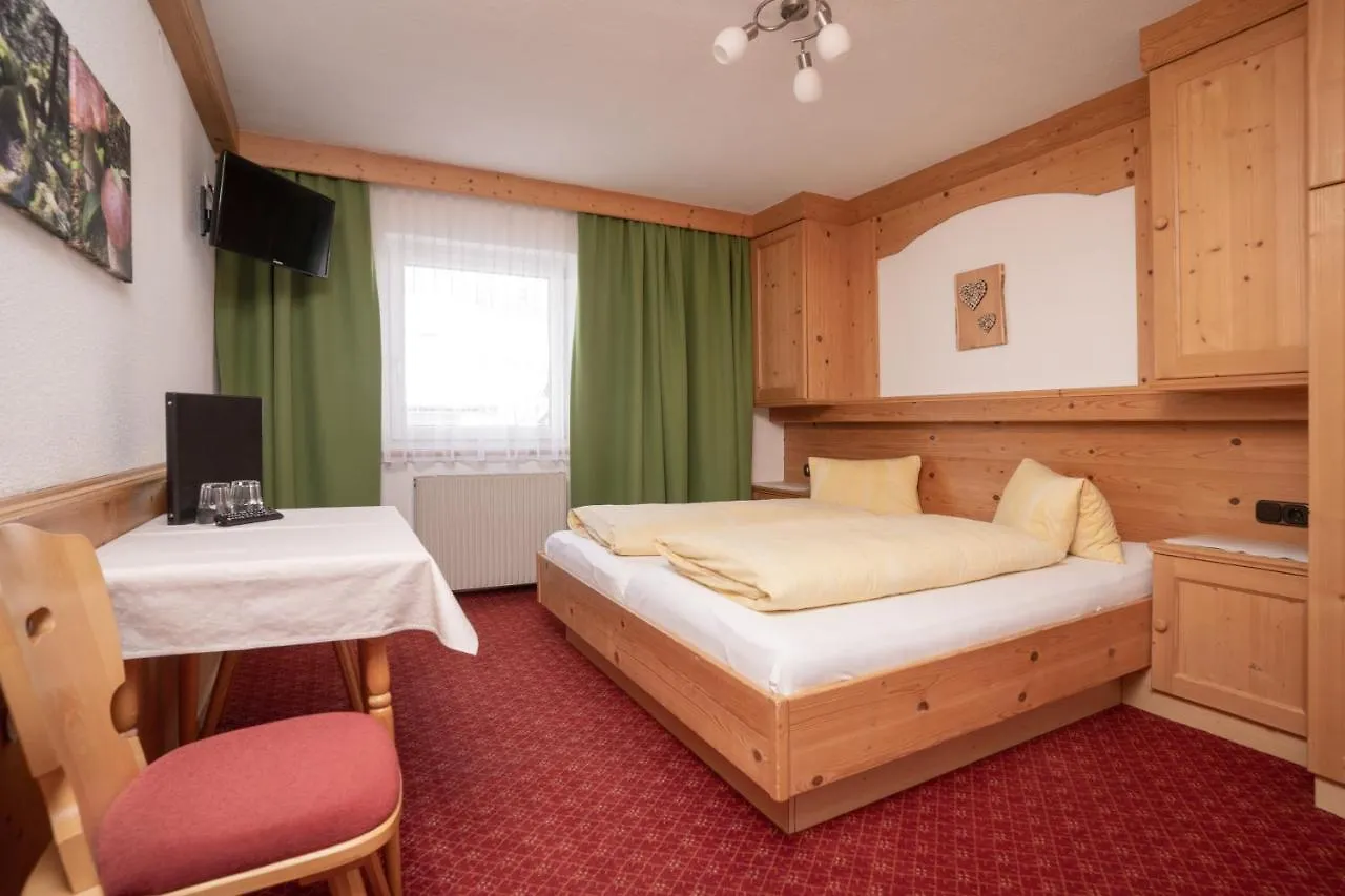 Pension Sonnenheim Sölden 2*,